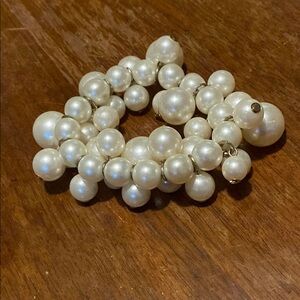 Elegant Pearl Bracelet